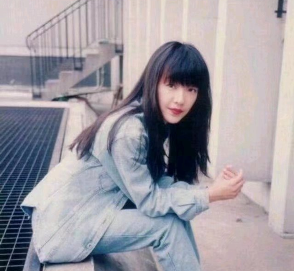 张学友|她是被四大天王“簇拥”天后！曾拒刘德华，迷倒黎明，带红张学友