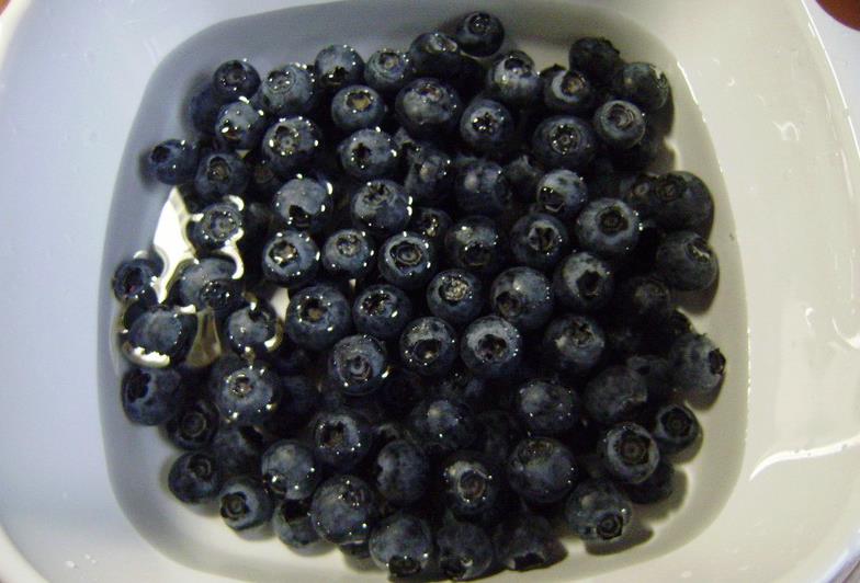 「食材」它是“天然花青素”，早晚喝一杯，皮肤光泽有弹性，45岁不显老！