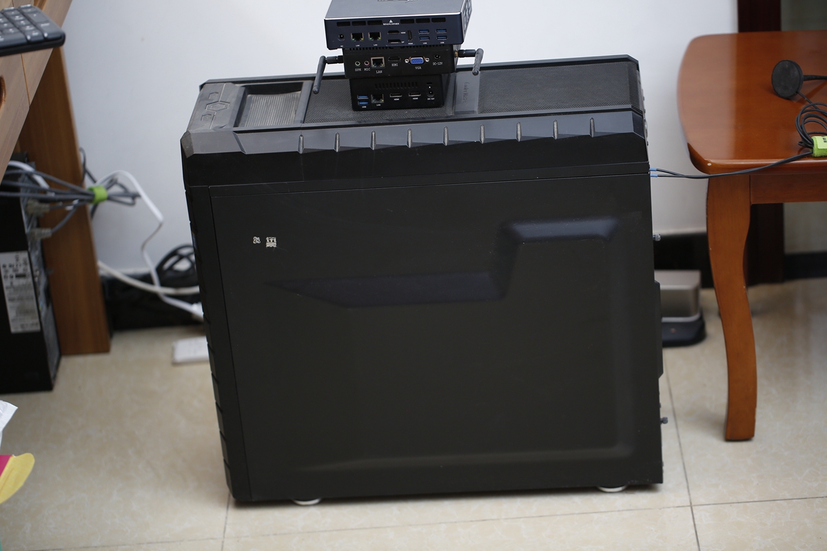 微单|零刻GTR，比iPad小一半，锐龙5+NAS硬刚ITX小钢炮