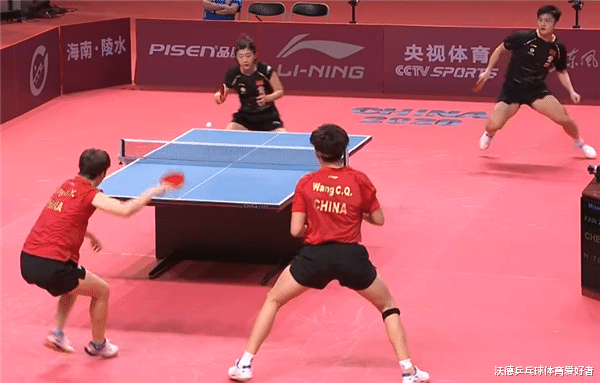 许昕|恭喜！国乒双打王许昕带小魔王4-3险胜进决赛，双王组合迎复仇战