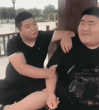 穿衣搭配|历史老师叫我去办公室帮她拿作业，对我这样做