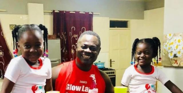 『中超』前中超外援带3孩子做亲子鉴定，结果太让人失望，网友：绿油油的