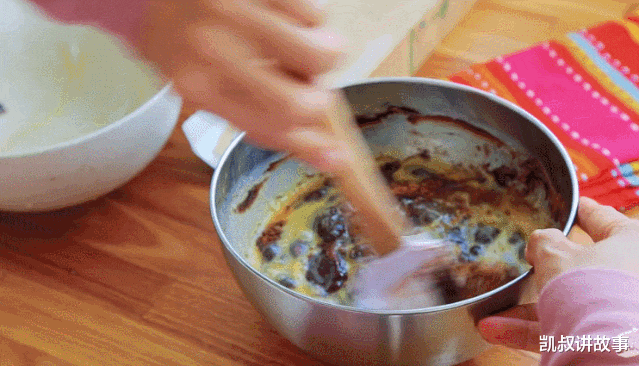 结婚|55岁不结婚，晒房间引100万人点赞：生活好不好，看卧室就知道