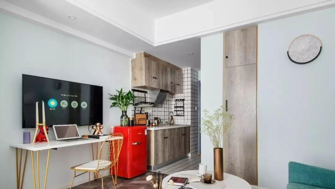 28岁，一个单身女的40平温馨小窝，全屋轻奢风，装出大空间，晒晒