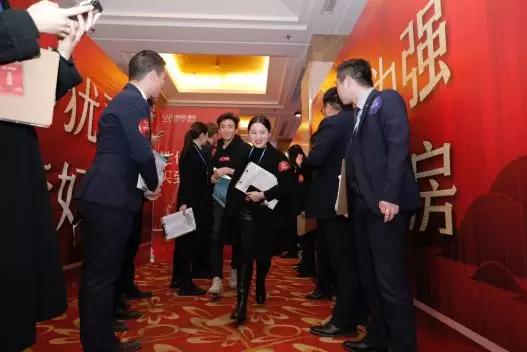 首开当红，势不可挡！纽宾凯·麓院实力燃爆全城