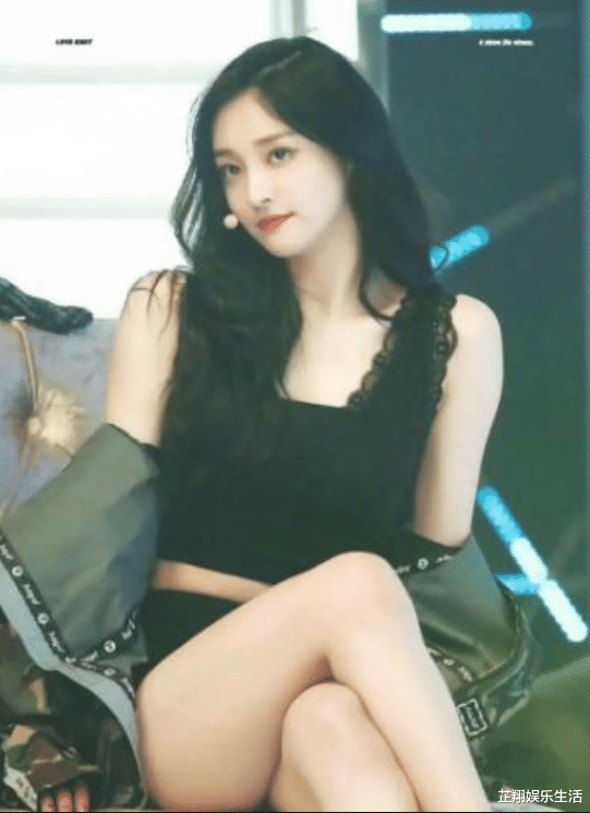 #周洁琼#曾多次否认自己是中国人，如今又厚着脸回国捞金，网友：要脸吗?