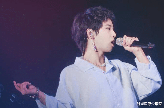 【华语乐坛】他并不是一位能够用通常评判华语乐坛的标准，来评判的歌手