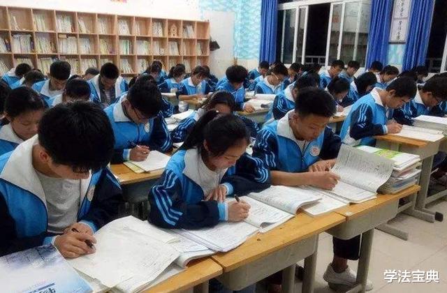 『高职』高三学生成绩不理想？3种出路为你量身制定，错过不要后悔！