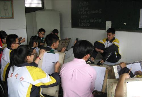 中小学:班主任坦言:初中班里3类学生,将来必定“大有成就”,太真实了