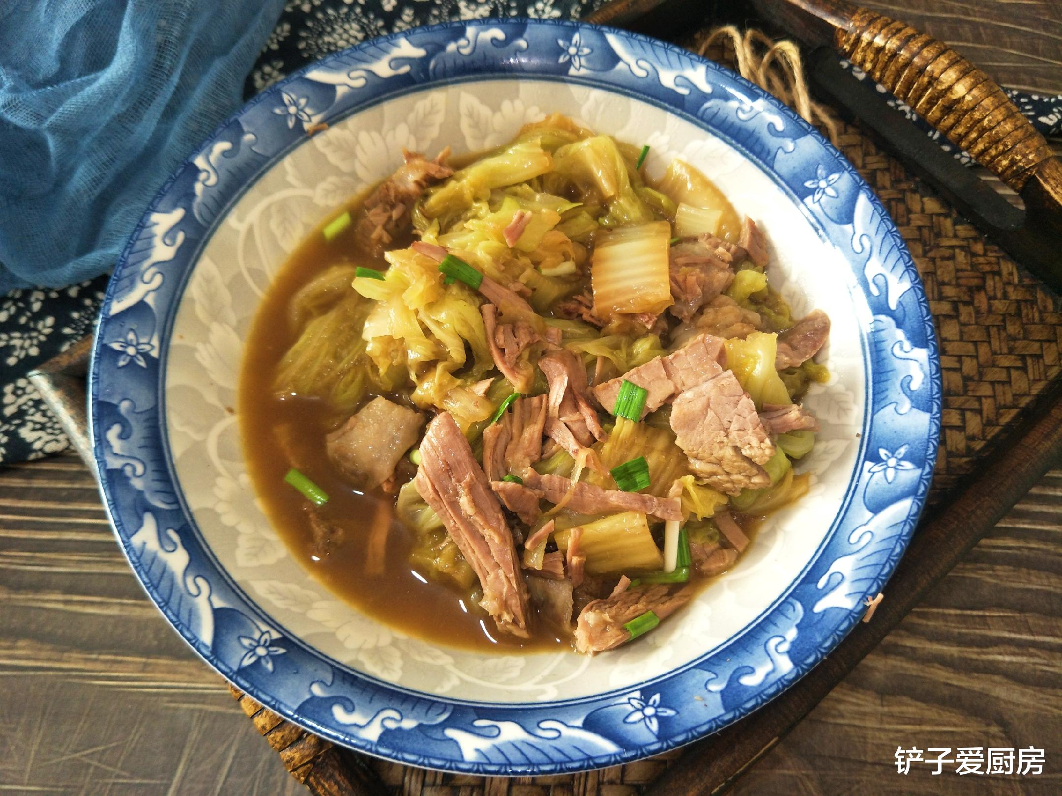 重阳节|明天重阳节，4道食材记得吃，有钱没钱都摆上，寓意幸福健康
