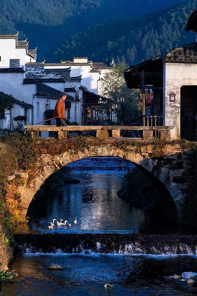 「古镇」适合小住三五天的绝美古镇，和当地人一起享受慢生活