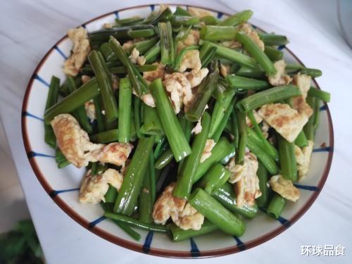 鸡蛋|秋季,鸡蛋和它是绝配,每天炒一盘,补钙质,长个头,好吃不上火