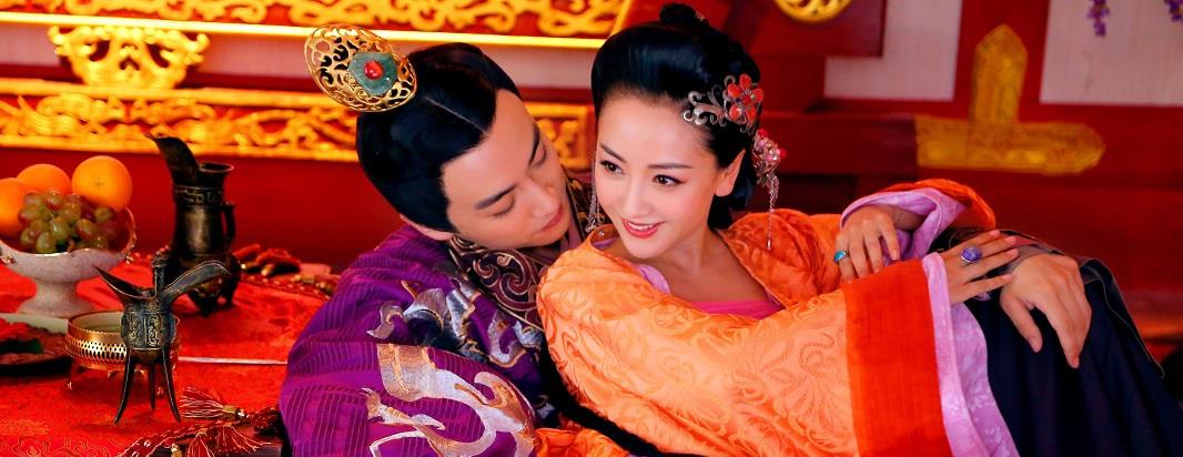 杨臣刚@杨蓉：一颦一笑皆是戏中痴人，但为何就是不温不火呢？