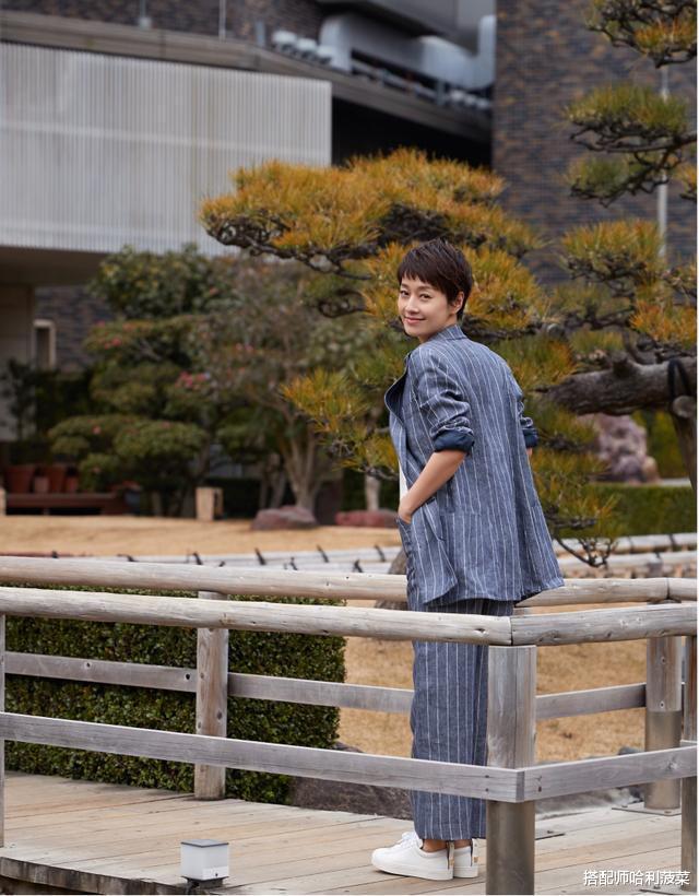 #短发#43岁马伊琍气场太强，干练短发搭配精致西服，网友：看不出大妈样