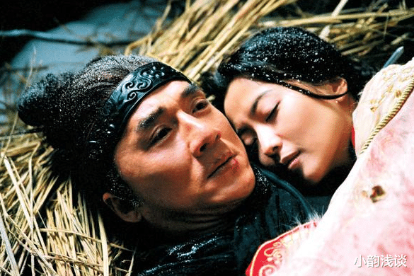 『成龙』15年后，66岁成龙遇上42岁金喜善还又抱又亲，女方说出不拒绝理由