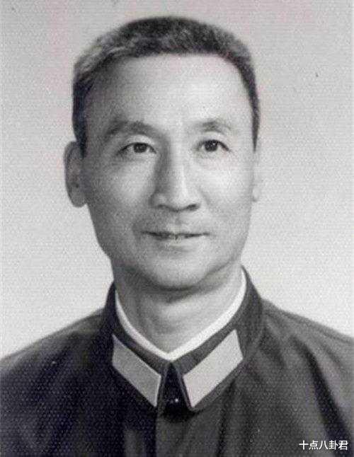 许佳琪:王晓棠的传奇人生:从女明星到女将军,中年丧子,今年86岁了