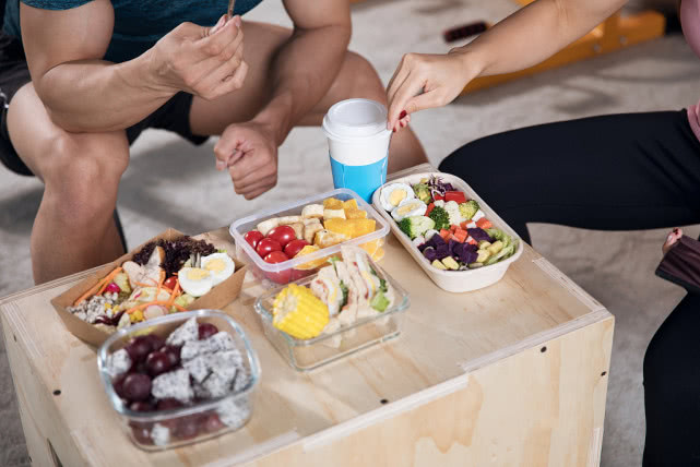 『燃脂』4个提高身体燃脂效率的方法，坚持2个月降低6%体脂率，轻松瘦下来