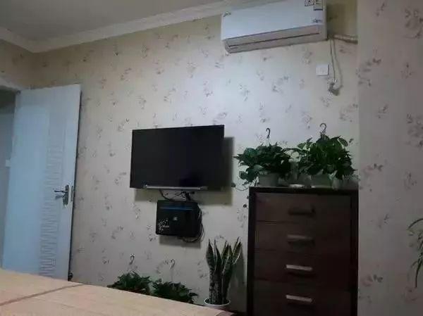「」陪老公奋战几个月,新家总算装修好入住了,都说电视墙特好看