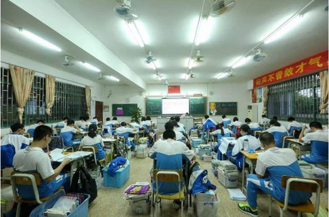 投档分数线|694分遭中科大退档，过了投档线就是没被录取，背后原因是什么？