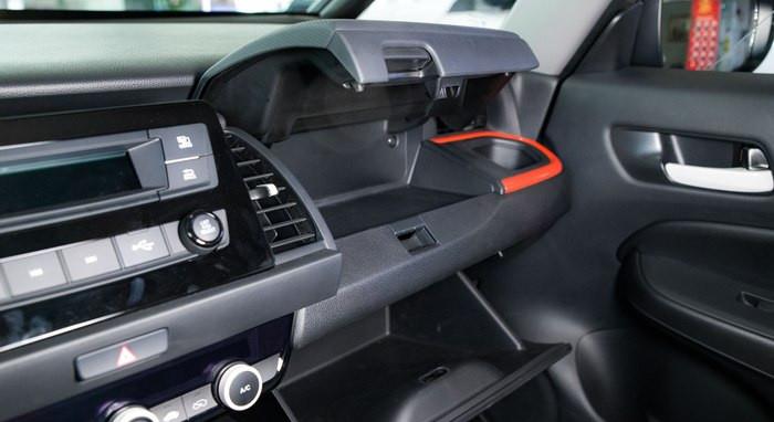 本田飞度|全新飞度8月26号上市，预售8.18万元起，全系自动挡+地球梦1.5L