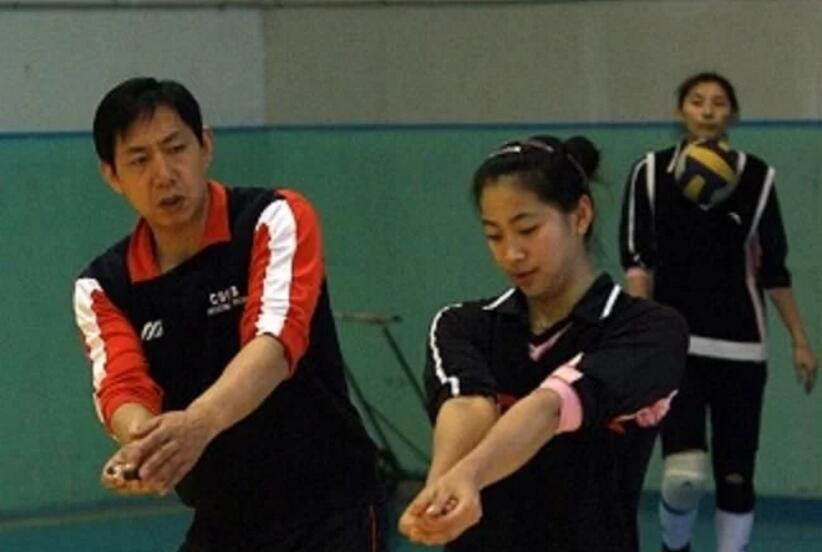 天津女排@天津女排传喜讯！球员轮换人数充足，王宝泉冲击联赛再添一利器