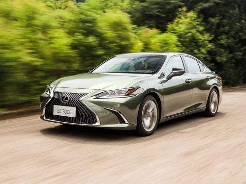 大众帕萨特|迈腾，帕萨特，凯美瑞，亚洲龙，雅阁，金牛座和天籁选哪个好？