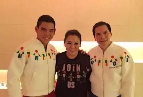 【向佐】恭喜!龙五一世英雄终于得偿所愿,向佐郭碧婷“三棵树”官宣得子