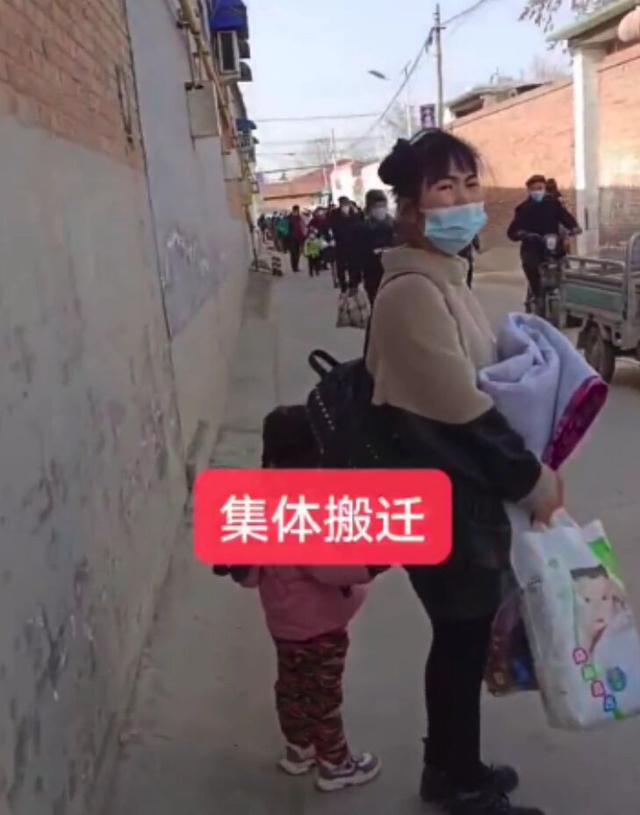 墨路剪辑 石家庄超2万村民转移，车内场景曝光：这就是中国力量！