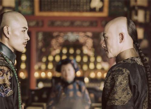 弘昼▲雍正的儿子弘昼\装疯卖傻\后半生,保后代荣华,他的八世孙更厉害