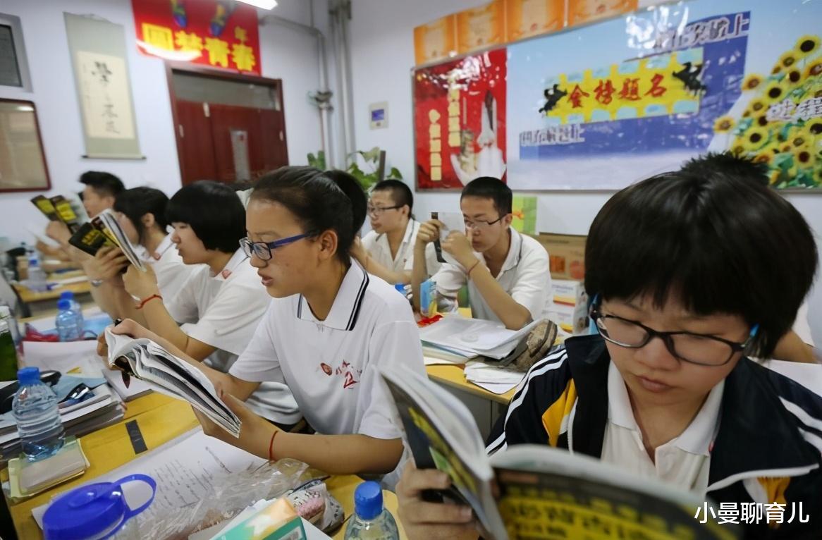 考试|高一学生求答:第一学期考试,各科都不及格,我还能考上大学吗