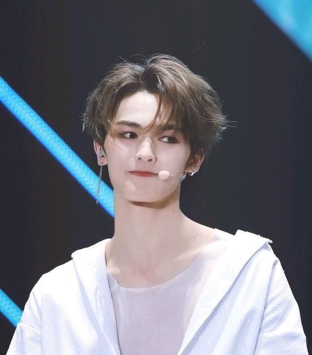【乐华娱乐】乐华娱乐里的神仙颜值有哪些不得不说乐华星探的眼光是真的好