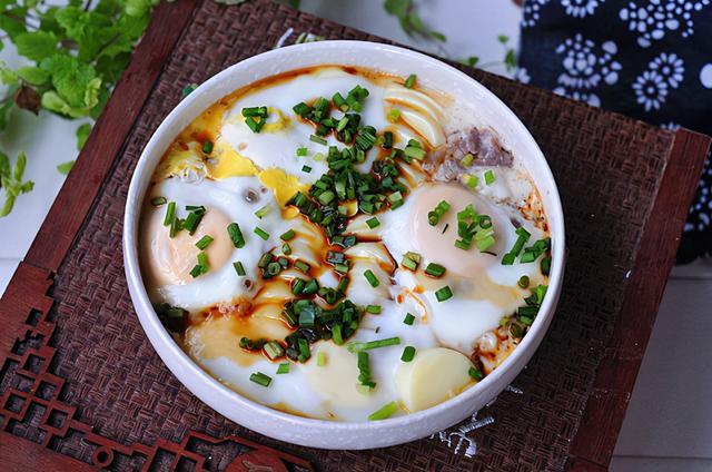 |天冷了，儿子就馋这菜！热热乎乎一大锅，主食肉菜都有，真省事！