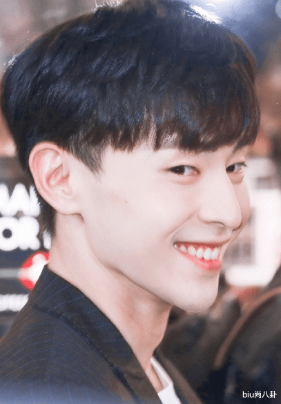 迪丽热巴■邓伦追《幸福触手可及》，找迪丽热巴剧透被拒绝，原因够笑三天