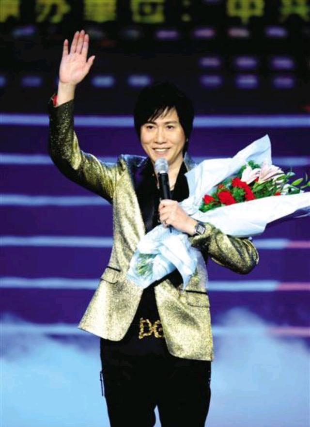 两只蝴蝶|单首歌最高收入排行榜，《两只蝴蝶》第二，首榜原来是这首歌