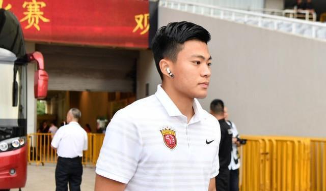 上海上港|上港门将或将正式离队，表现不俗曾是国字号主力，新东家已敲定