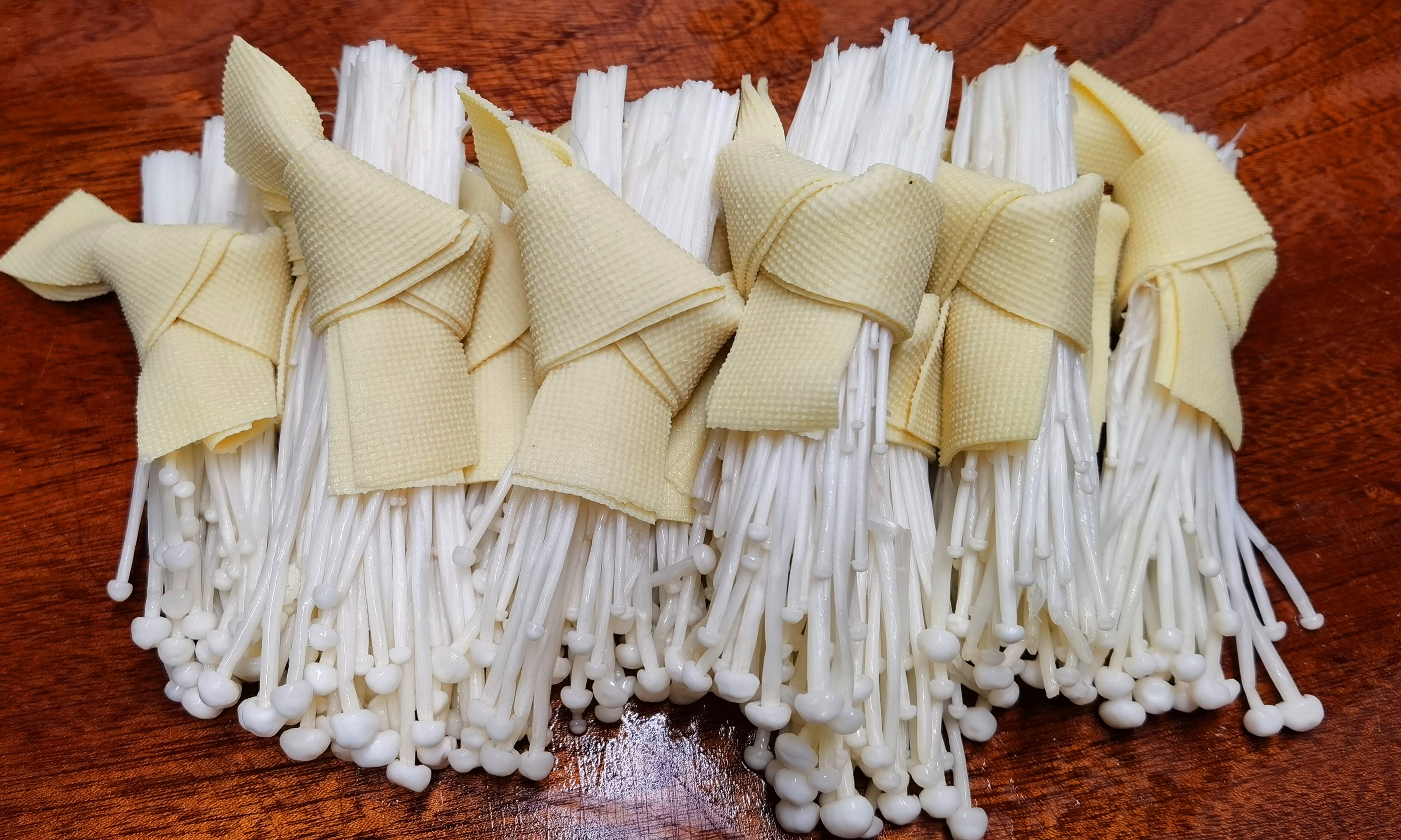 豆腐皮|入秋后，吃鸡鸭鱼肉，不如多给孩子吃它，才3块钱1斤，家家吃得起