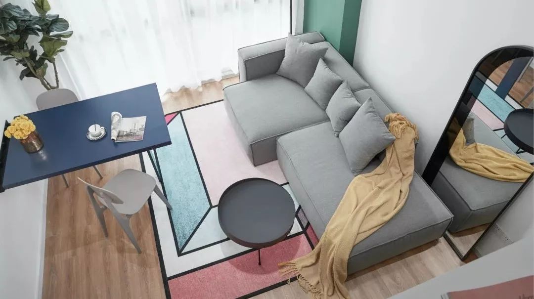 『』6W爆改25㎡单身公寓,卧室在半空中,邻居看了恨不得回家砸了重装!