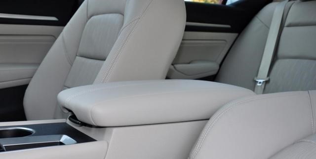 【日产天籁】同为日系车,日产天籁和丰田亚洲龙怎么选?同价位对比可作参考