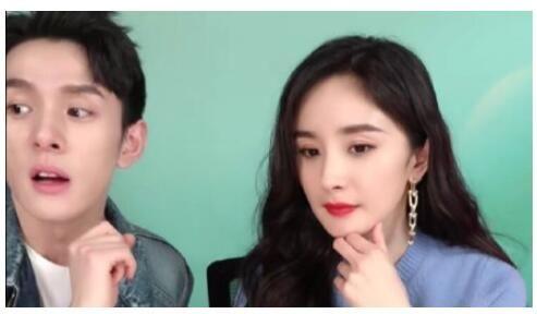 杨幂：杨幂在李佳琦直播间翻车，网友：就是耍大牌看不起网红，牛什么