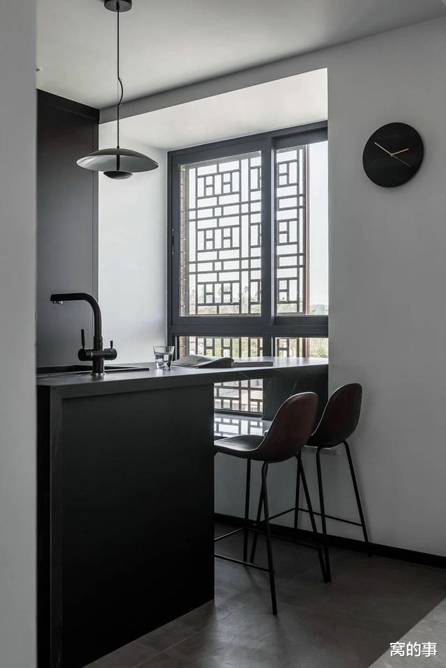 『』装修不是越豪华越好,这套200㎡新房让我明白:简约美才是真高级