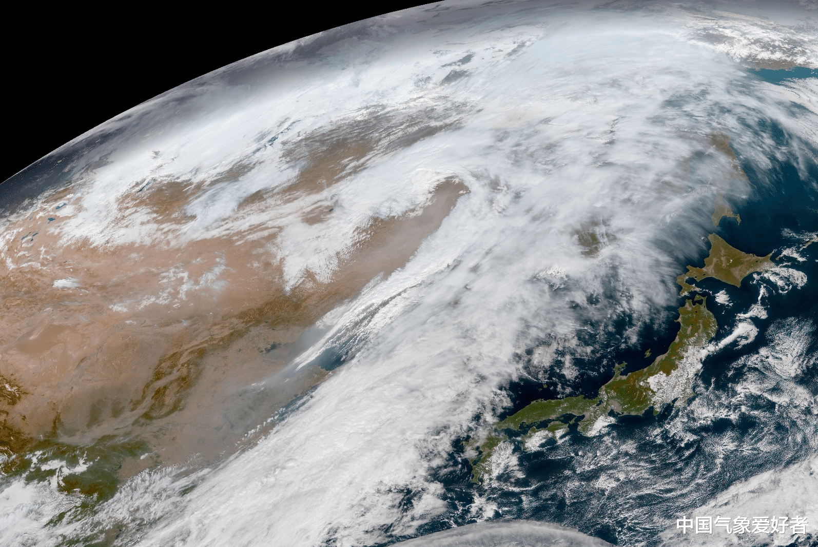 中国气象爱好者|888百帕！超级冰风暴或在英国以西形成，分析：警惕上下游效应