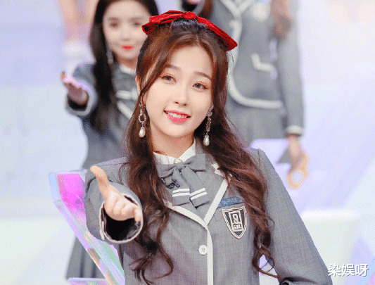 青2@《创造营》首播热度超《青2》,一个认真做选秀,一个认真做综艺