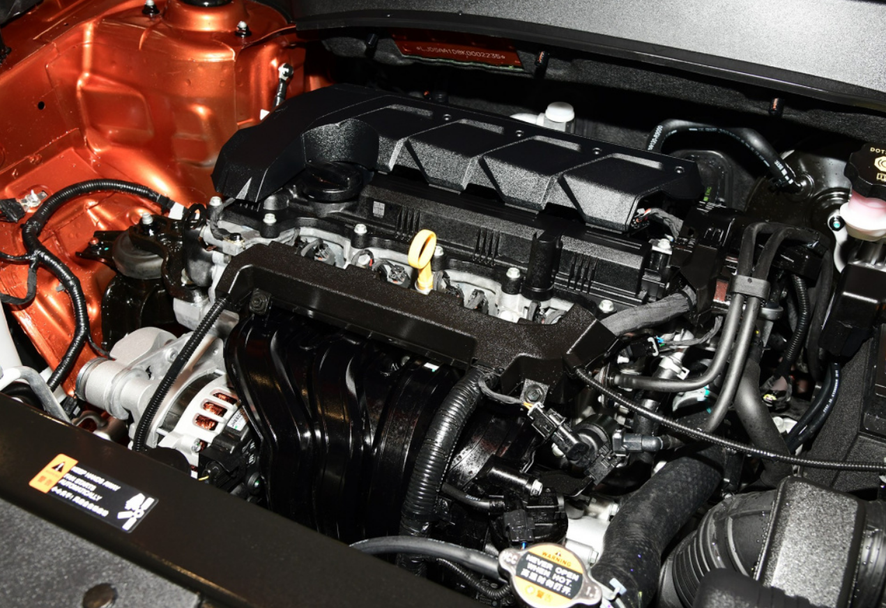 【轿跑】起亚又一“实力派”成功了！比柯米克帅气，油耗5.4L，10.88万