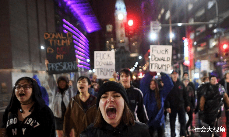 美国|美网友揭穿特朗普真实面目：关闭领事馆是假，这才是他的真实目的！