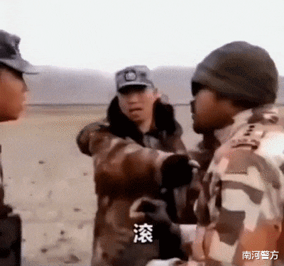 军人▲向边境官兵致敬！