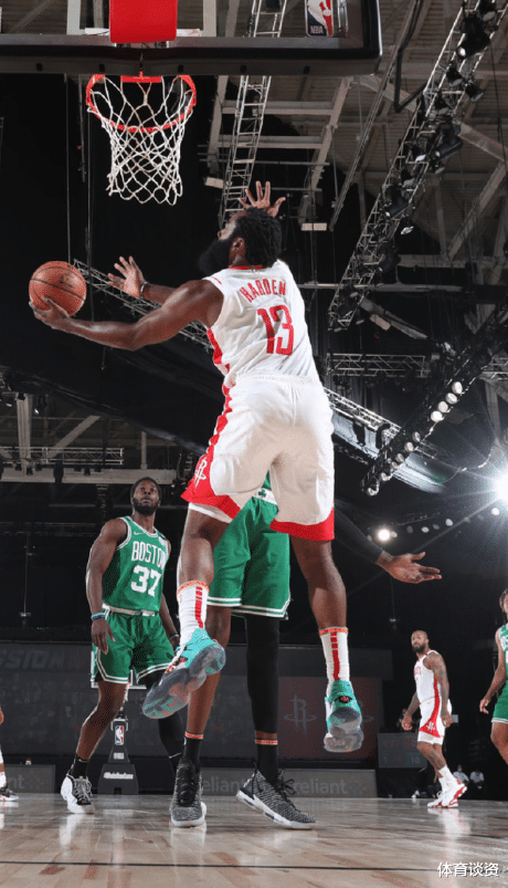 詹姆斯·哈登|轰54+14+14!哈登威少26中16,定点三分+空接暴扣,双MVP完成磨合