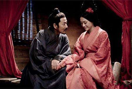 「汉高祖」刘邦有1个癖好，从不避讳，每次攻城后就消失了，韩信：男人嘛