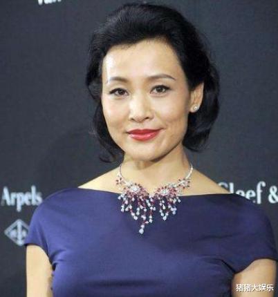 「陈冲」6天前，28岁宣誓“效忠美国”的陈冲，再次“翻了车”