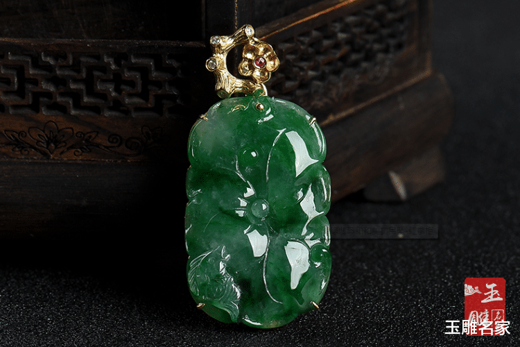 『翡翠』翡翠鉴定师是怎样鉴定翡翠真假？你知道吗？