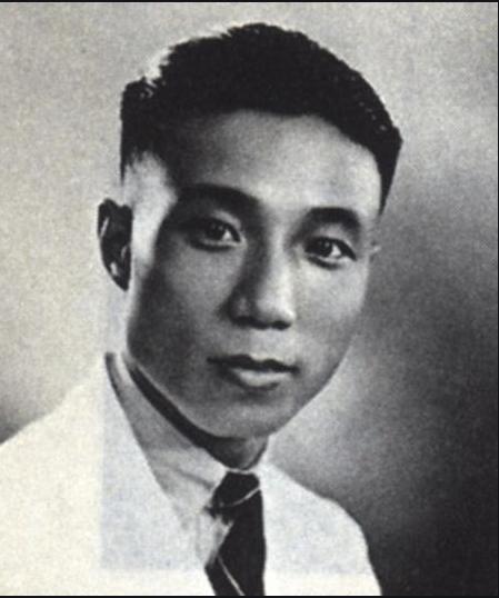 『邵逸夫』2008年汶川地震，手下问：我们捐吗？邵逸夫背对着举起一根手指